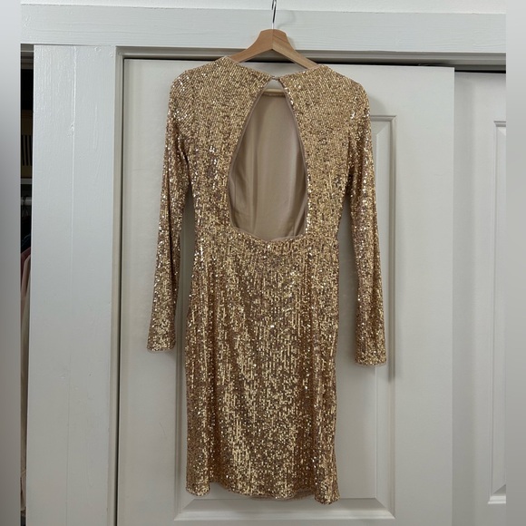 TFNC London Gold Sequins Formal Dress ASOS - Size Medium - Picture 4 of 5